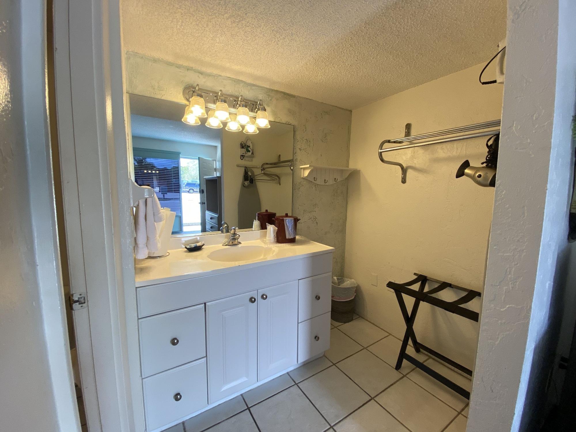 Flamingo Motel & Villas Bonita Springs North Naples Bagian luar foto