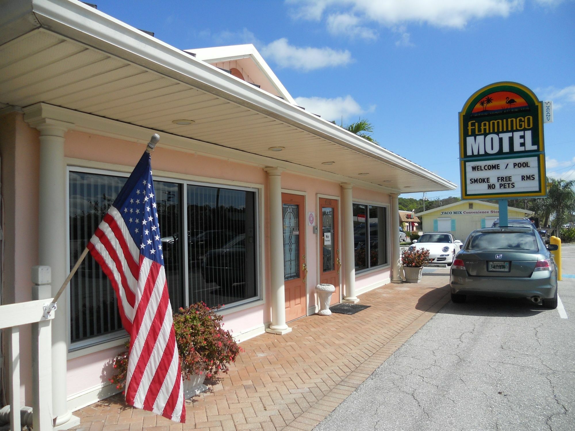 Flamingo Motel & Villas Bonita Springs North Naples Bagian luar foto